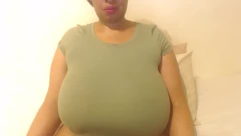 boobyqueen online show from 10-01-25, 04:02