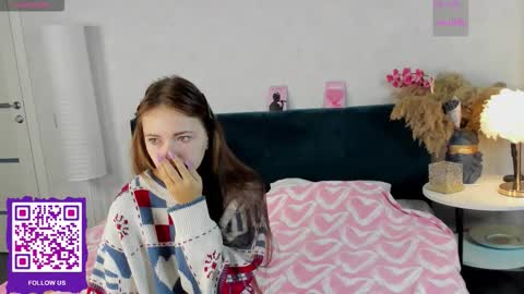 Milena online show from 09-10-25, 02:44