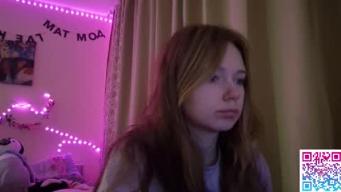 Snapshot of booozekirs_ chatting on 02-06-26, 02:27 Milena online show from 02-06-26, 02:27