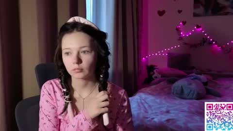 Snapshot of booozekirs_ chatting on 02-14-26, 03:25 Milena online show from 02-14-26, 03:25