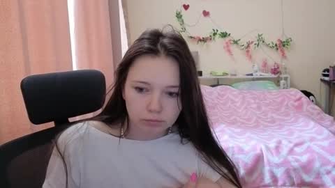 Snapshot of booozekirs_ chatting on 02-16-26, 08:10 Milena online show from 02-16-26, 08:10