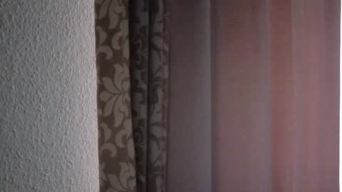 Snapshot of booozekirs_ chatting on 02-25-26, 03:27 Milena online show from 02-25-26, 03:27