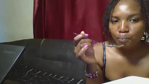 Snapshot of bootie_caramel chatting on 03-02-25, 10:45 bootie_caramel online show from 03-02-25, 10:45