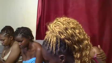 Snapshot of bootie_caramel chatting on 03-03-25, 02:26 bootie_caramel online show from 03-03-25, 02:26