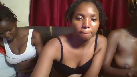 Snapshot of bootie_caramel chatting on 03-11-25, 06:21 bootie_caramel online show from 03-11-25, 06:21