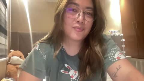 Princess online show from 11-18-25, 04:44