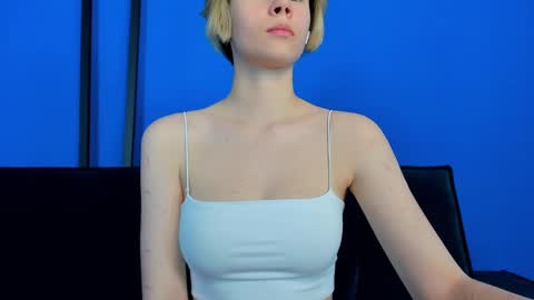 Snapshot of bootyada chatting on 02-10-25, 04:41 Glad to see u in my room Im Ada online show from 02-10-25, 04:41