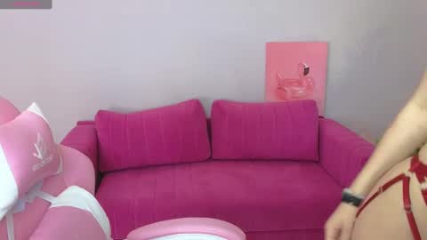 Snapshot of bootyada chatting on 03-08-25, 02:23 Glad to see u in my room Im Ada online show from 03-08-25, 02:23