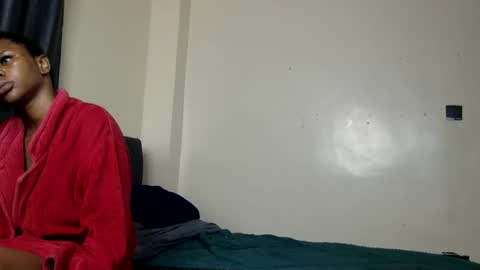 Snapshot of bootylicious_1_ chatting on 01-13-26, 07:13 vee online show from 01-13-26, 07:13