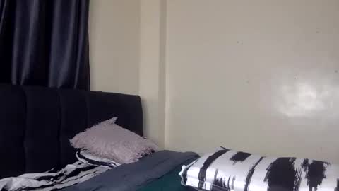 Snapshot of bootylicious_1_ chatting on 02-03-26, 02:53 vee online show from 02-03-26, 02:53