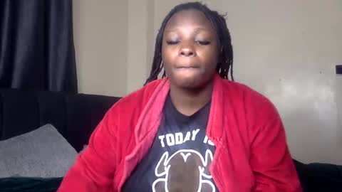 Snapshot of bootylicious_1_ chatting on 02-17-26, 12:56 vee online show from 02-17-26, 12:56