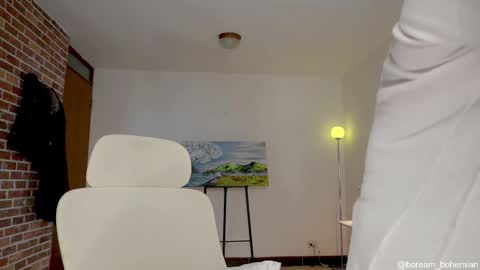 Bream online show from 10-18-25, 01:34