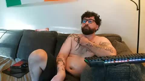 boredandirish21 online show from 09-30-25, 08:47