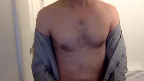 Snapshot of borisvian75019 chatting on 01-27-25, 12:12 HornyBoo online show from 01-27-25, 12:12