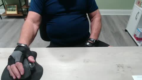 Snapshot of borntobebad2 chatting on 01-04-25, 05:05 borntobebad2 online show from 01-04-25, 05:05