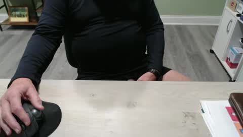 Snapshot of borntobebad2 chatting on 02-14-25, 01:02 borntobebad2 online show from 02-14-25, 01:02