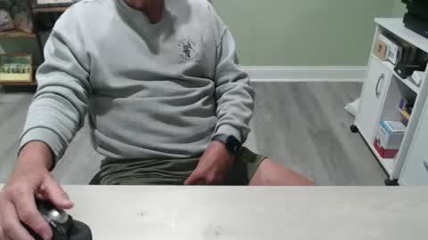 Snapshot of borntobebad2 chatting on 04-13-26, 06:35 borntobebad2 online show from 04-13-26, 06:35