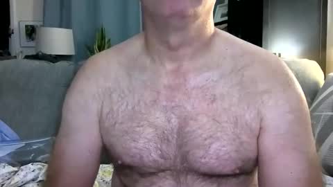 Snapshot of bose36 chatting on 10-18-25, 01:30 bose36 online show from 10-18-25, 01:30