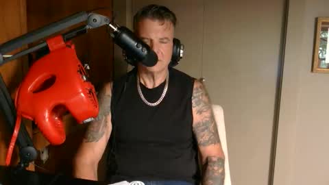 BOSS online show from 09-11-25, 05:57