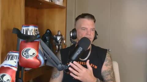 BOSS online show from 11-06-25, 05:47