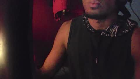 Snapshot of boss_playa98 chatting on 10-18-25, 09:21 boss_playa98 online show from 10-18-25, 09:21