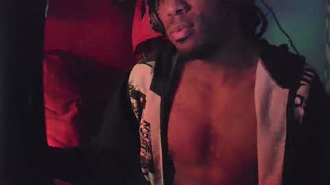 Snapshot of boss_playa98 chatting on 10-22-25, 07:41 boss_playa98 online show from 10-22-25, 07:41