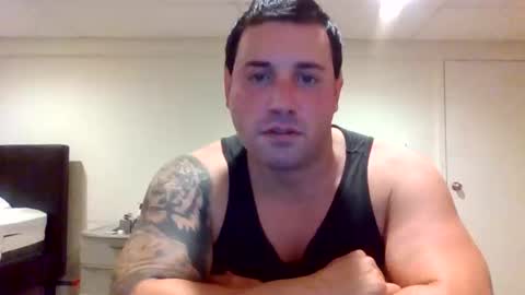 Snapshot of bosslife505050 chatting on 11-17-25, 02:06 The Italian Boss online show from 11-17-25, 02:06