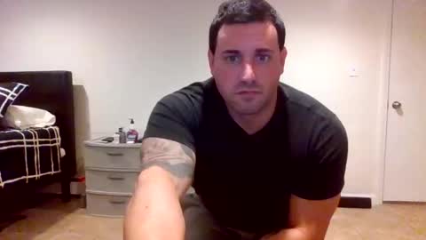 Snapshot of bosslife505050 chatting on 11-17-25, 10:15 The Italian Boss online show from 11-17-25, 10:15