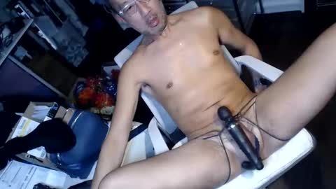 Snapshot of bostoncamguy chatting on 11-05-25, 06:13 bostoncamguy online show from 11-05-25, 06:13