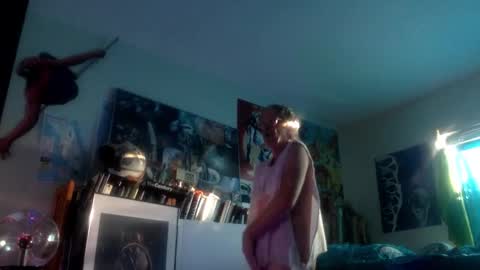 Bottomboo7 online show from 10-19-25, 12:06