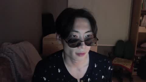 Snapshot of boxman556990 chatting on 01-25-25, 08:00 boxman556990 online show from 01-25-25, 08:00