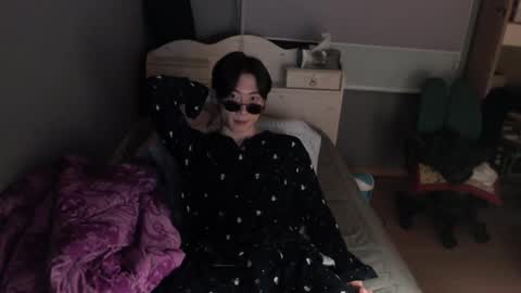 Snapshot of boxman556990 chatting on 03-07-25, 03:28 boxman556990 online show from 03-07-25, 03:28