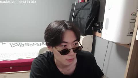 Snapshot of boxman556990 chatting on 09-20-25, 01:50 boxman556990 online show from 09-20-25, 01:50