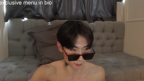 Snapshot of boxman556990 chatting on 11-19-25, 06:02 boxman556990 online show from 11-19-25, 06:02