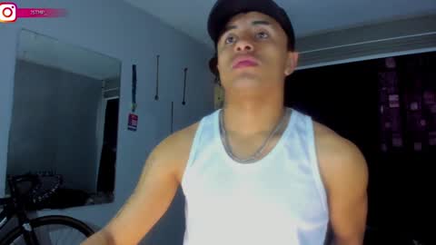 Snapshot of boy_nauthy chatting on 02-05-25, 03:52 boy_nauthy online show from 02-05-25, 03:52
