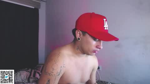 Snapshot of boy_nauthy chatting on 09-22-25, 08:27 boy_nauthy online show from 09-22-25, 08:27