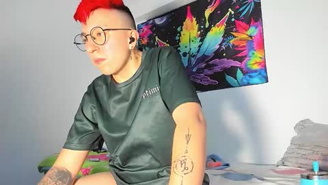Edward ftm trans queerslave online show from 12-22-25, 03:14