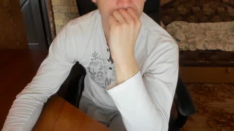 Snapshot of boyapollon chatting on 02-05-25, 12:27 BoyApollon online show from 02-05-25, 12:27