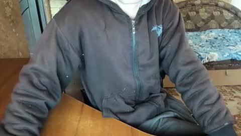 Snapshot of boyapollon chatting on 10-23-25, 07:29 BoyApollon online show from 10-23-25, 07:29