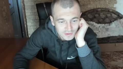 Snapshot of boyapollon chatting on 12-15-25, 08:07 BoyApollon online show from 12-15-25, 08:07