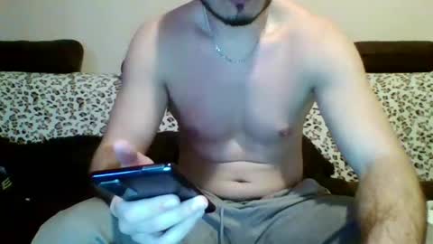 Snapshot of boycam_98 chatting on 01-21-25, 07:50 boycam 98 online show from 01-21-25, 07:50