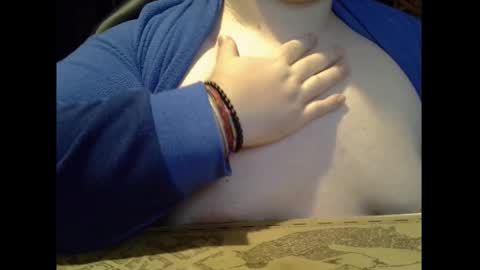 ChubbyBoy online show from 11-25-25, 02:39