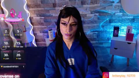 boyfox_tay online show from 10-27-25, 04:05