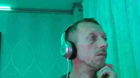 Snapshot of boymalexxx chatting on 11-14-25, 07:01 xxxmaleboyxxx online show from 11-14-25, 07:01