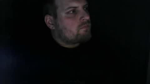 Snapshot of boynextdoooooor chatting on 12-17-25, 07:31 boynextdoooooor online show from 12-17-25, 07:31