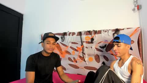 ALEX - TAYLER  -MIKE online show from 10-16-25, 01:23