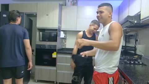 Angelo Mark Fernando Taylor online show from 11-06-25, 12:06