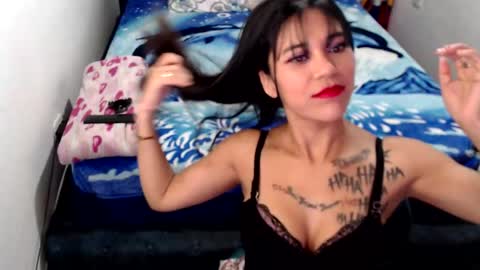 nikky and jeik online show from 02-17-26, 01:24