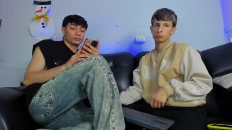 Paul and Max online show from 12-29-24, 09:20