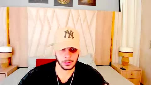 Snapshot of boyxxsexx69 chatting on 11-04-25, 02:54 Mateo online show from 11-04-25, 02:54